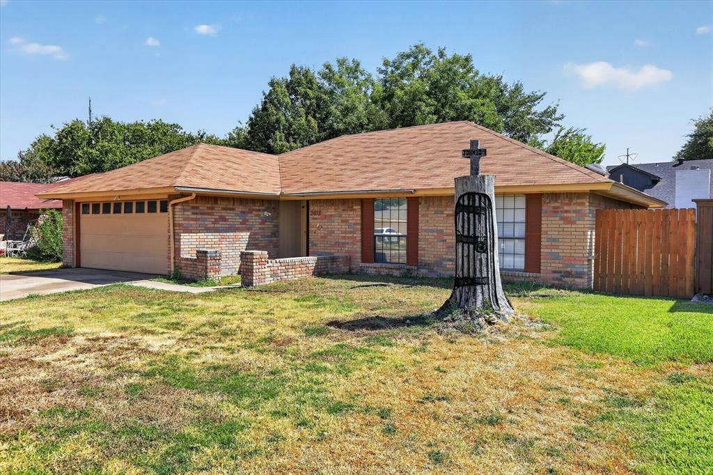 2413 Channing Drive, Grand Prairie, TX 75052 2413 Channing Drive, Grand Prairie, TX 75052