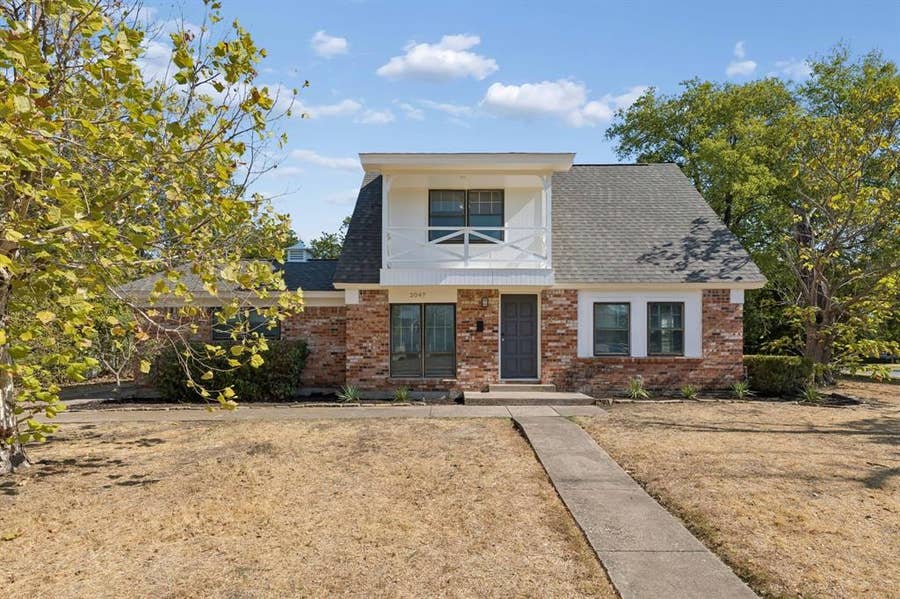 Property photo for 2047 Abshire Lane, Dallas, TX