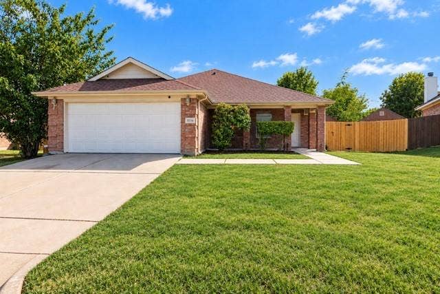 Property photo for 8116 Hulen Park Circle, Fort Worth, TX