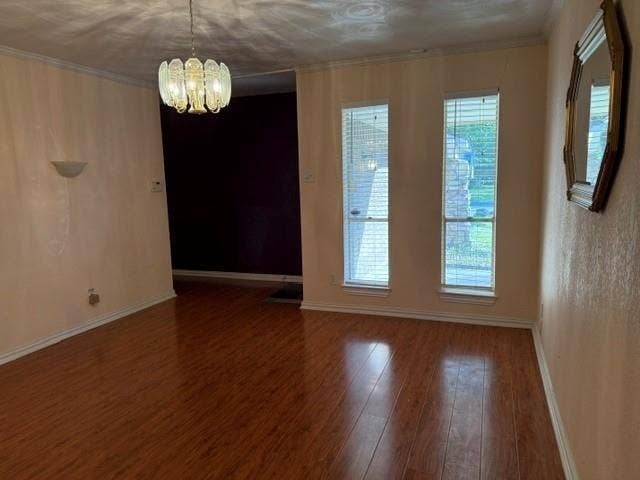 1125 Storyglen Street, Irving, TX 75062