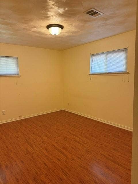 1125 Storyglen Street, Irving, TX 75062