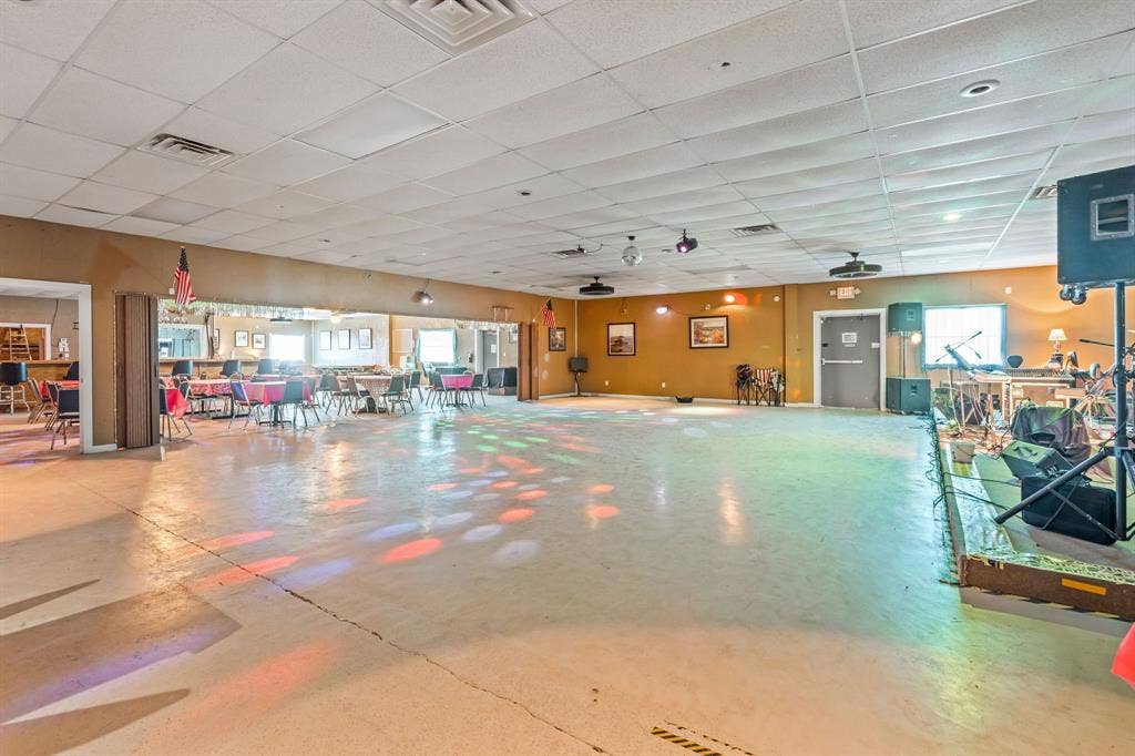 5810 US Highway 259 N, Naples, TX 75568 5810 US Highway 259 N, Naples, TX 75568