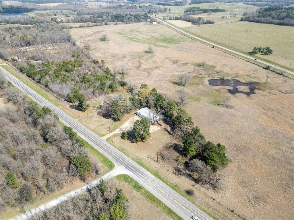 5810 US Highway 259 N, Naples, TX 75568 5810 US Highway 259 N, Naples, TX 75568