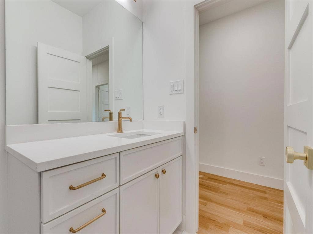 10641 Larchfield Lane, Dallas, TX 75238