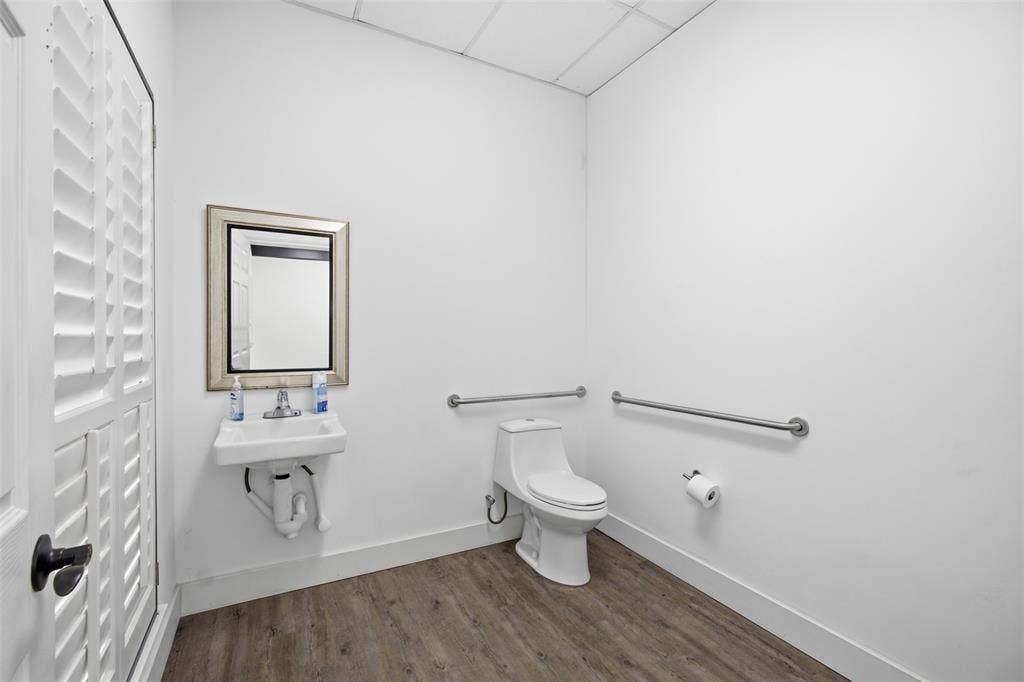 5805 Coit Road, #103, Plano, TX 75093 5805 Coit Road, #103, Plano, TX 75093