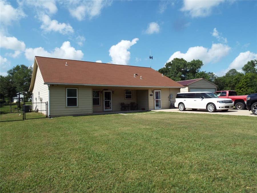 Property photo for 721 Midway Road, Tool, TX