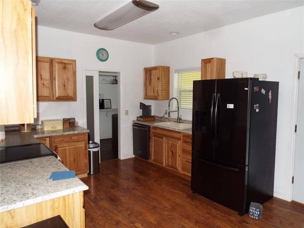 721 Midway Road, Tool, TX 75143 721 Midway Road, Tool, TX 75143