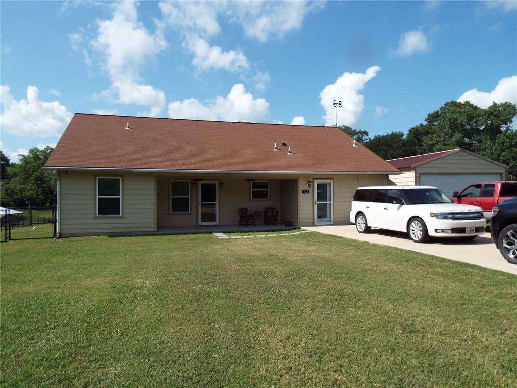 721 Midway Road, Tool, TX 75143 721 Midway Road, Tool, TX 75143