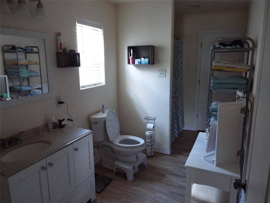 721 Midway Road, Tool, TX 75143 721 Midway Road, Tool, TX 75143