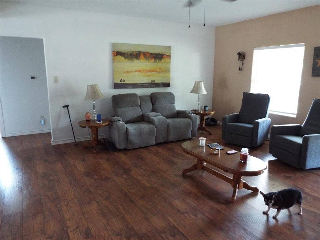 721 Midway Road, Tool, TX 75143 721 Midway Road, Tool, TX 75143