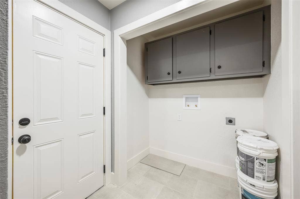 10864 Ruth Ann Drive, Dallas, TX 75228 10864 Ruth Ann Drive, Dallas, TX 75228