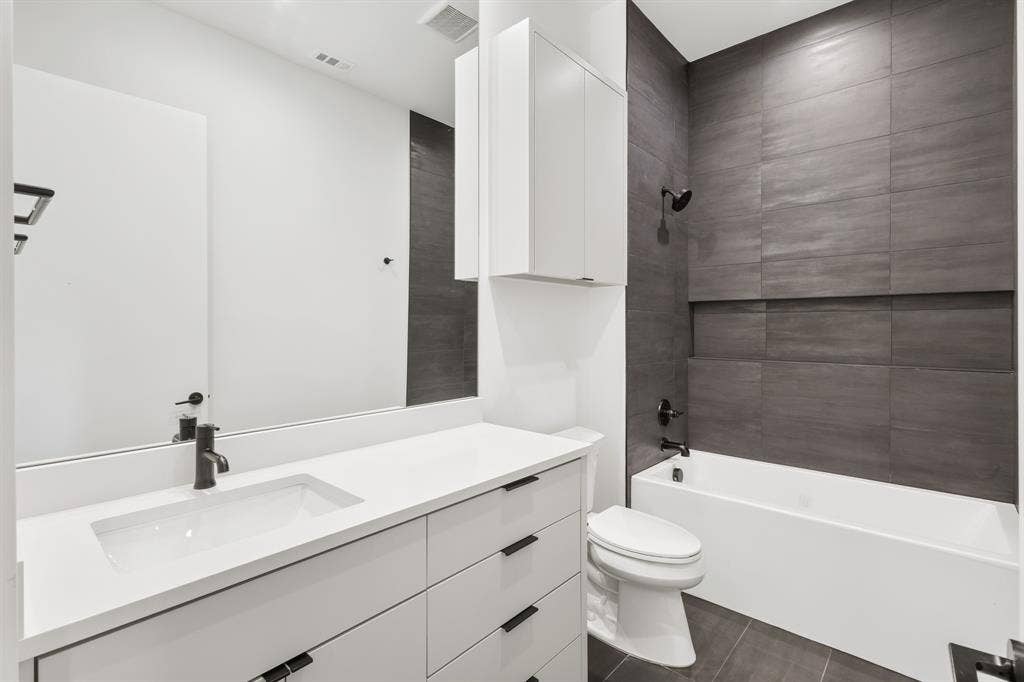 9816 Mixon Drive, Dallas, TX 75220