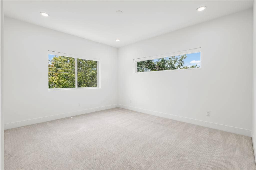 9816 Mixon Drive, Dallas, TX 75220
