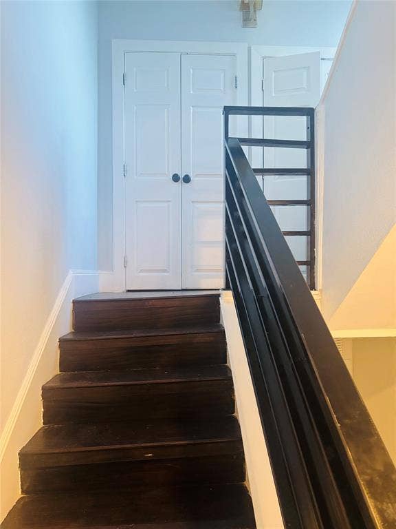 5815 Phoenix Drive, #3A12, Dallas, TX 75231