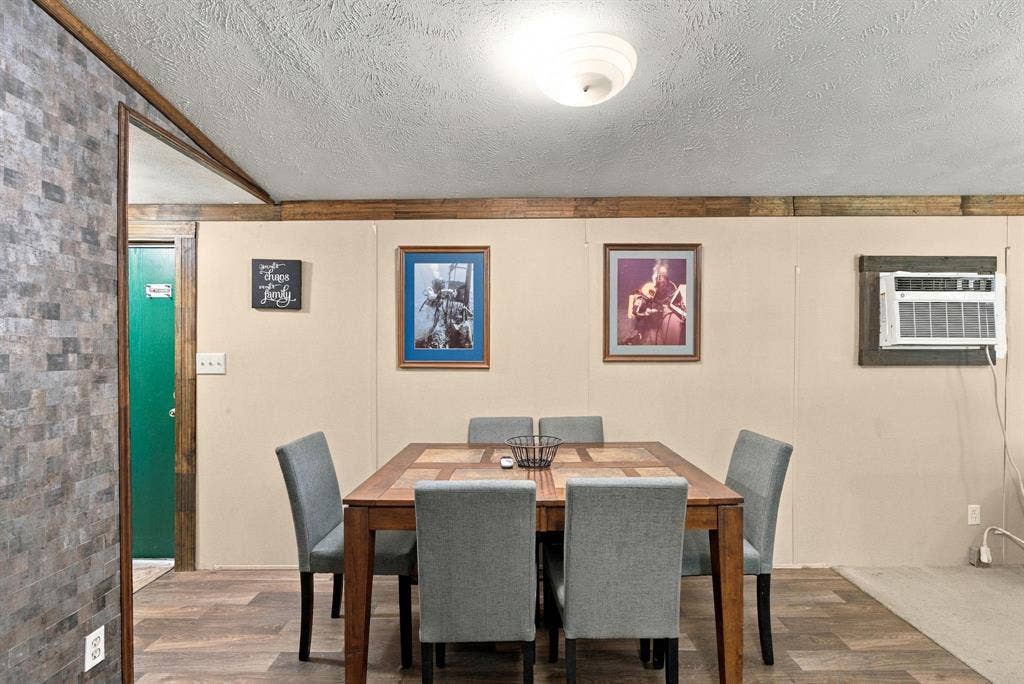 22107 Lakewood Drive, Frankston, TX 75763 22107 Lakewood Drive, Frankston, TX 75763