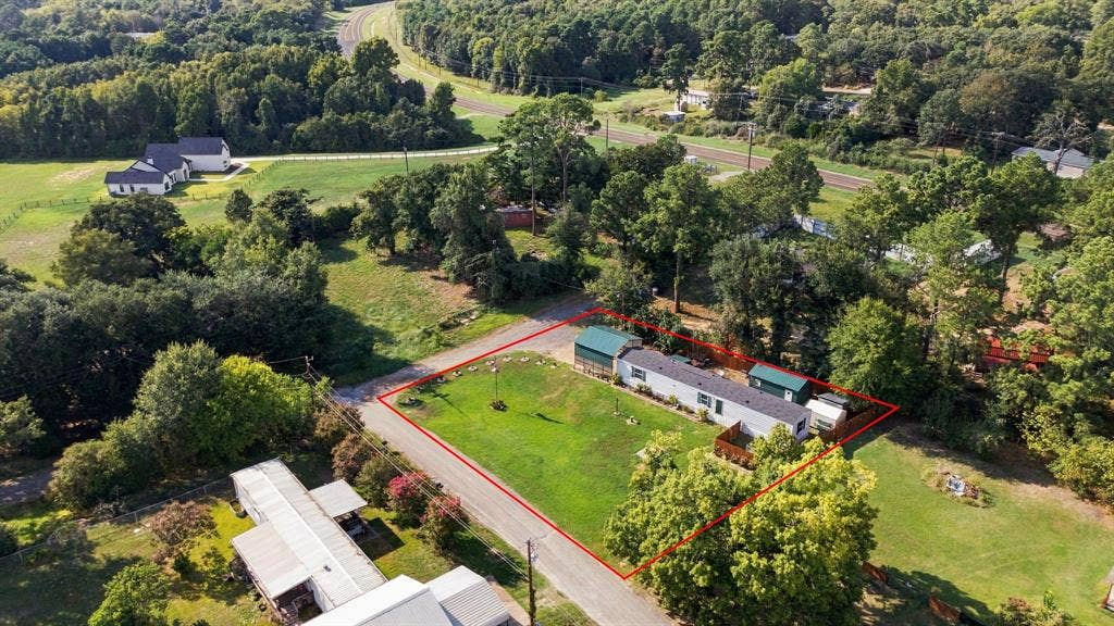 22107 Lakewood Drive, Frankston, TX 75763 22107 Lakewood Drive, Frankston, TX 75763