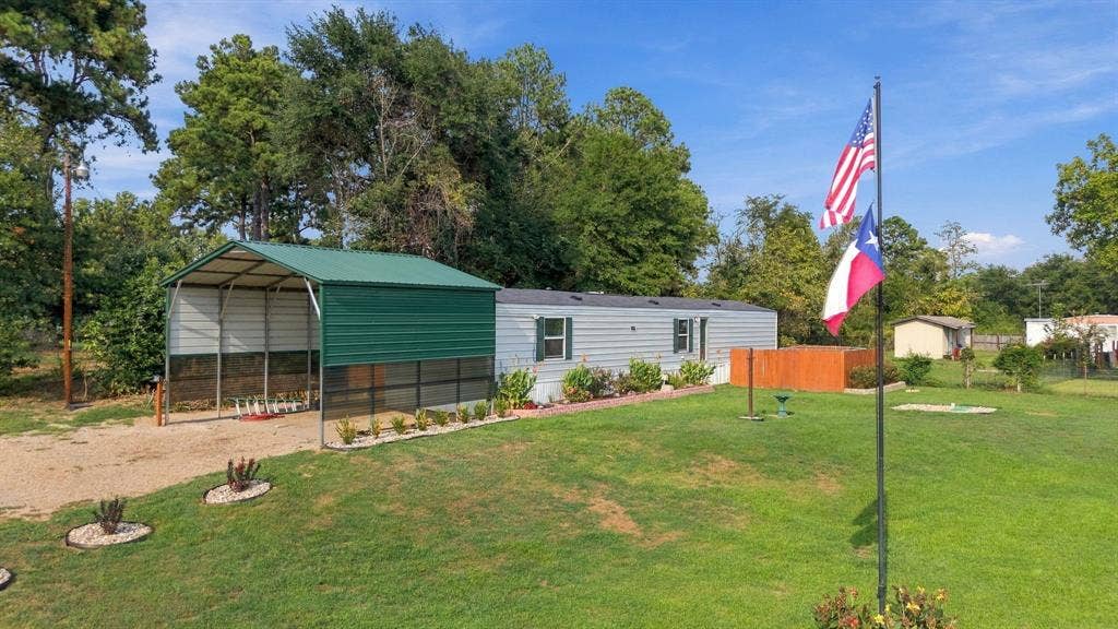 22107 Lakewood Drive, Frankston, TX 75763 22107 Lakewood Drive, Frankston, TX 75763