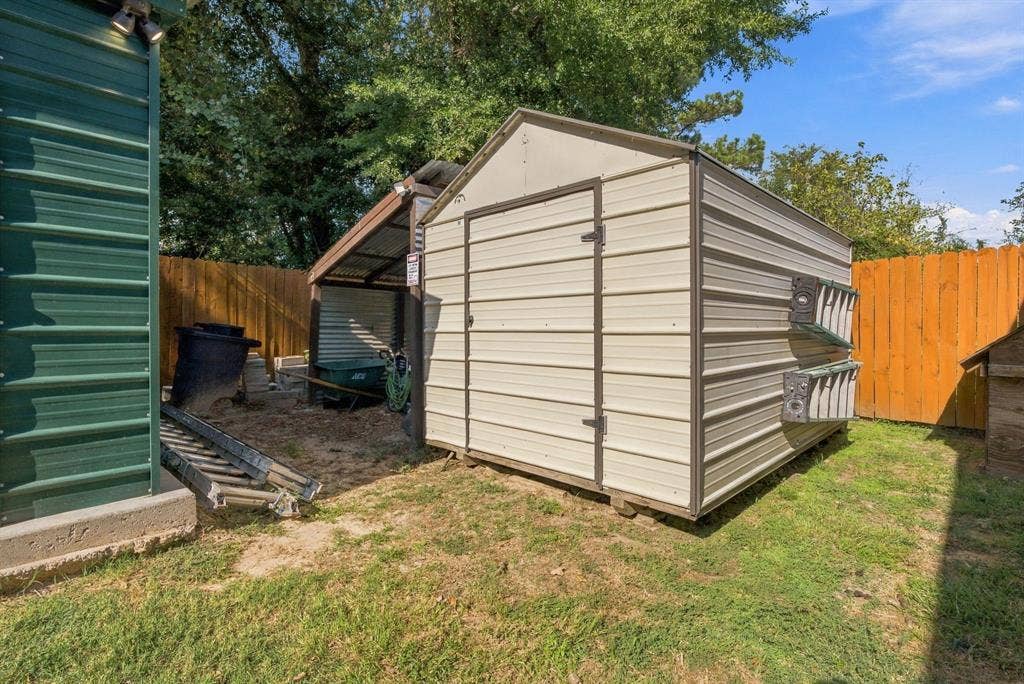 22107 Lakewood Drive, Frankston, TX 75763 22107 Lakewood Drive, Frankston, TX 75763