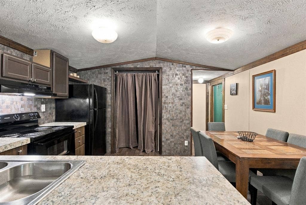 22107 Lakewood Drive, Frankston, TX 75763 22107 Lakewood Drive, Frankston, TX 75763