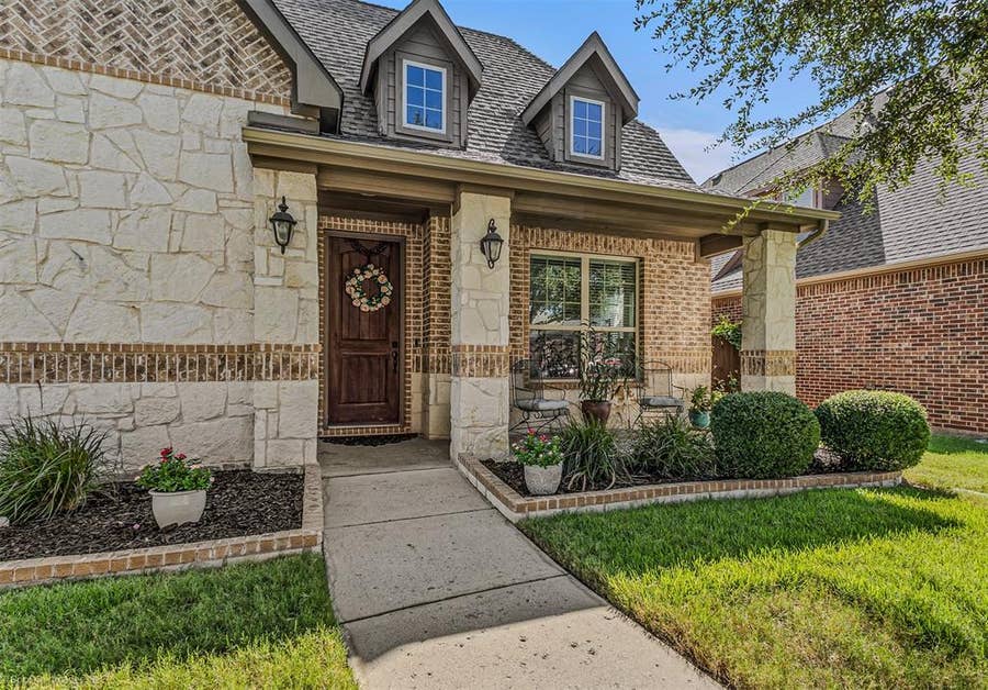 Property photo for 1314 Oak Hill Lane, Murphy, TX