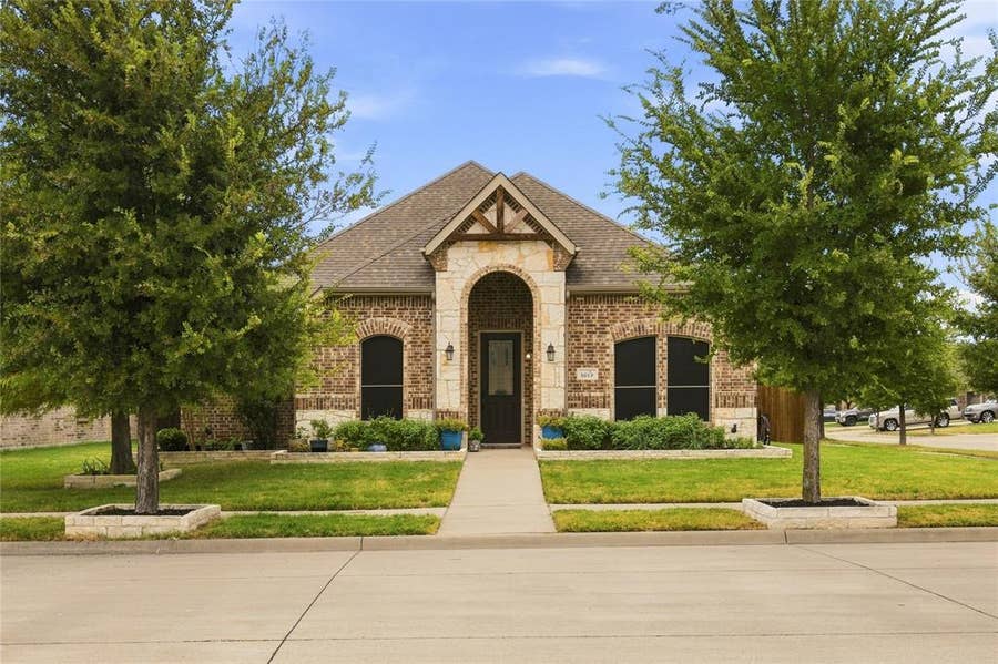 Property photo for 1612 Tyler Street, Waxahachie, TX