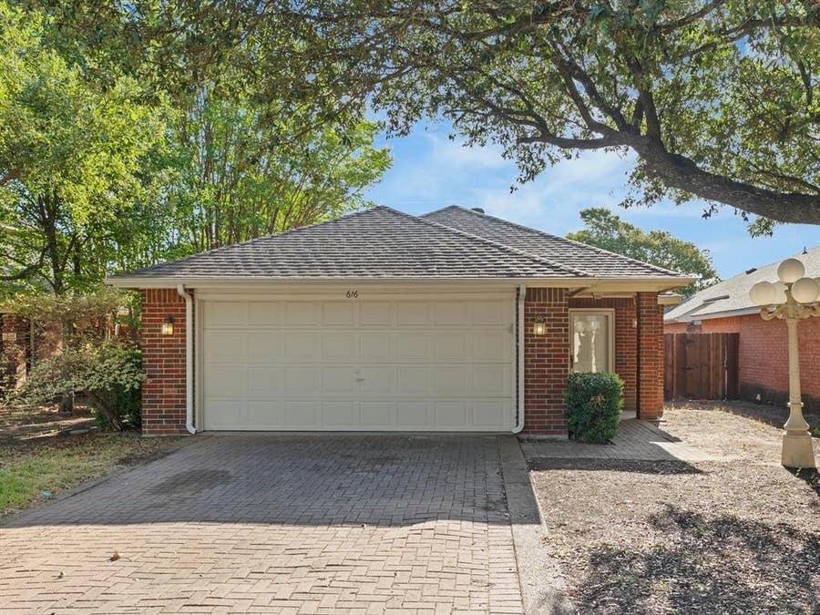 Property photo for 616 Renaissance Place, Cedar Hill, TX