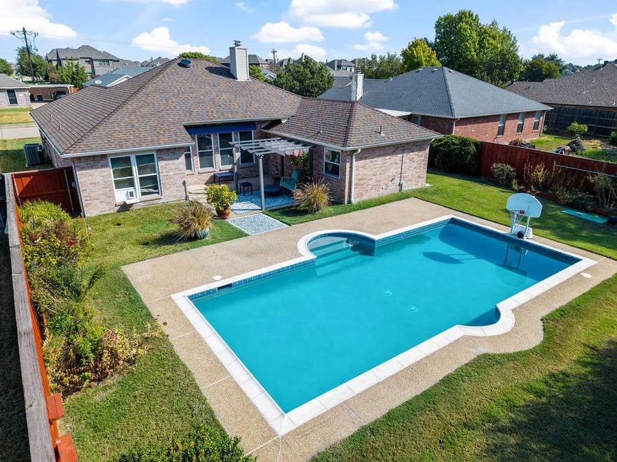Property photo for 3112 Creekbend Court, Sachse, TX
