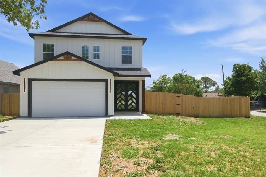 Property photo for 1013 Duff Court, Fort Worth, TX