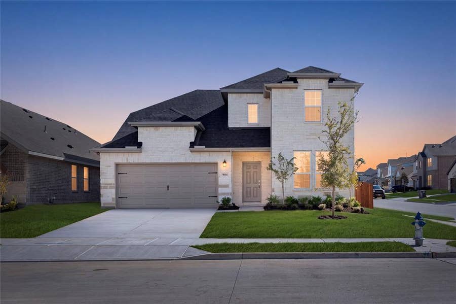 Property photo for 904 Dewy Lake Place, Lavon, TX