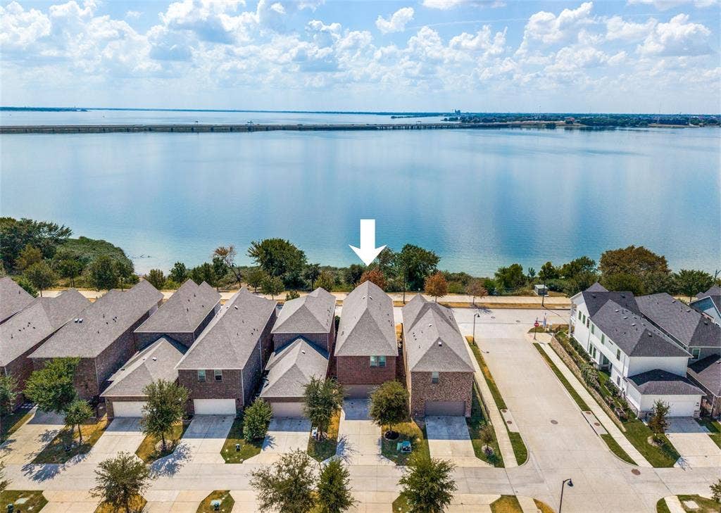 7401 Sunset Boulevard, Rowlett, TX 75088 7401 Sunset Boulevard, Rowlett, TX 75088