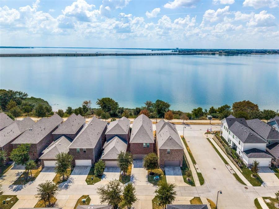 Property photo for 7401 Sunset Boulevard, Rowlett, TX