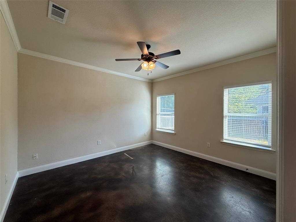 402 W Avenue C, Waxahachie, TX 75165 402 W Avenue C, Waxahachie, TX 75165