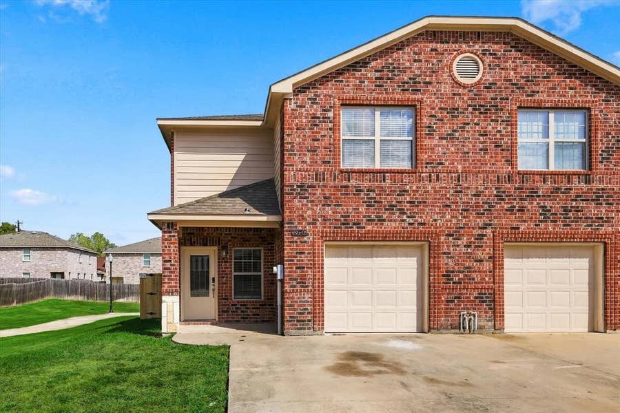 Property photo for 900 Parkplace Ridge, Princeton, TX