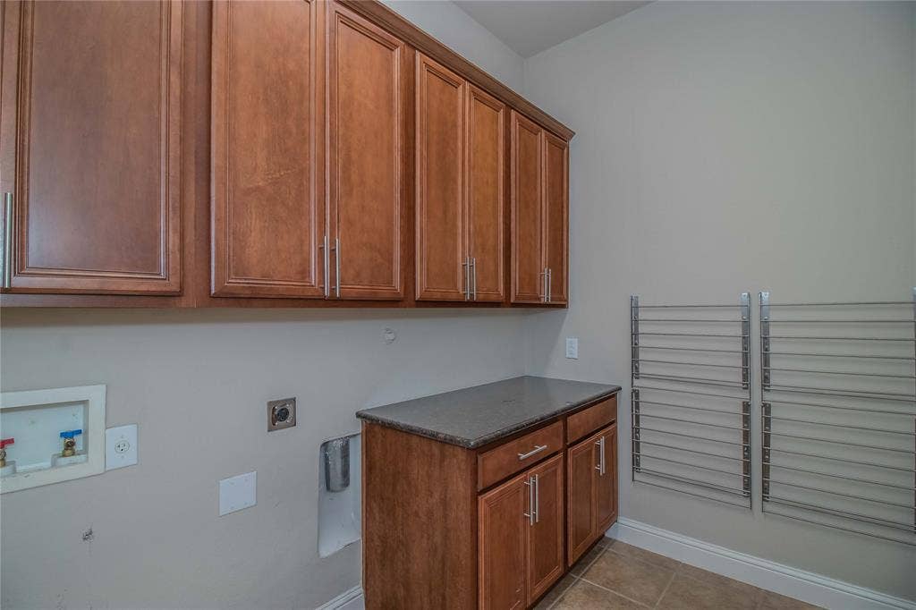 4647 Phillip Drive, Plano, TX 75024 4647 Phillip Drive, Plano, TX 75024