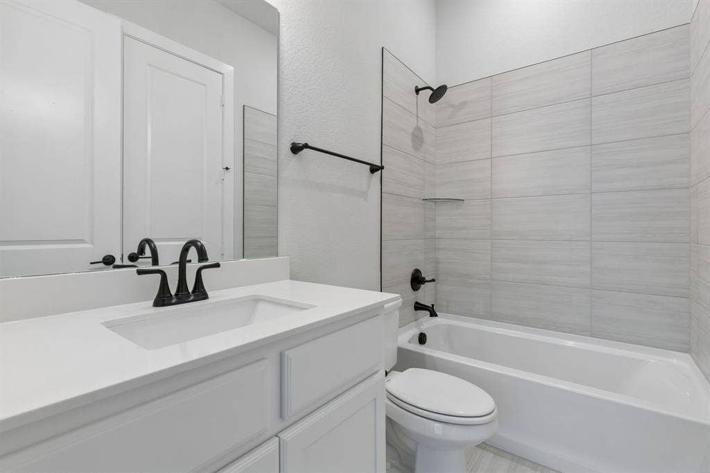 4621 Peary Lane, McKinney, TX 75071 4621 Peary Lane, McKinney, TX 75071