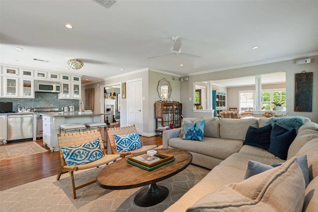 6707 Southridge Drive, Dallas, TX 75214 6707 Southridge Drive, Dallas, TX 75214
