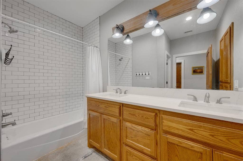 16045 County Road 1130, Flint, TX 75762 16045 County Road 1130, Flint, TX 75762