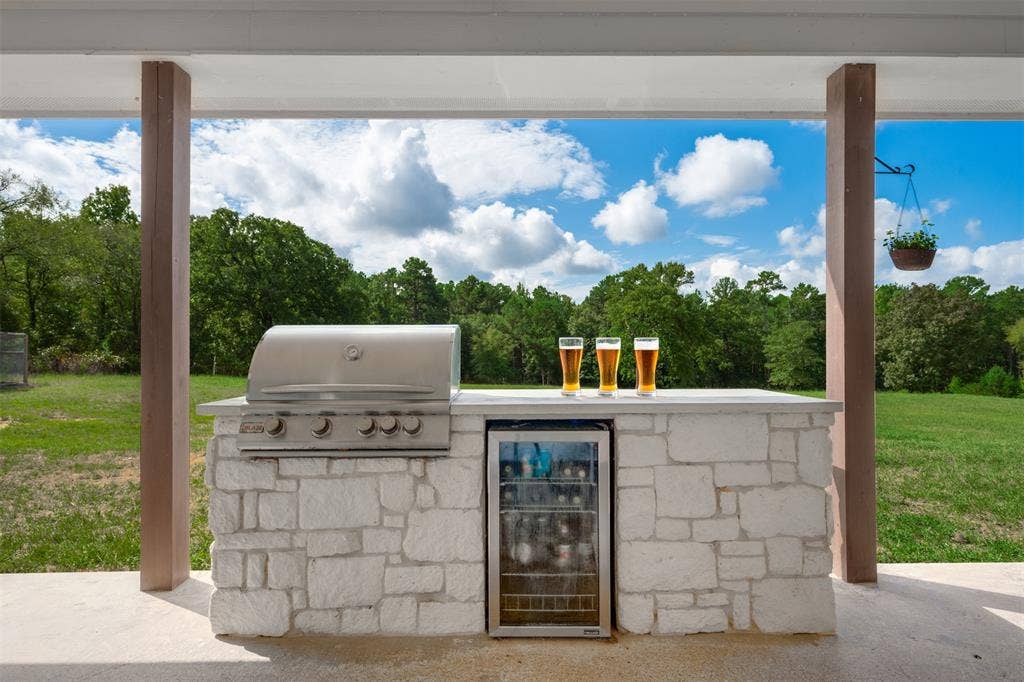 16045 County Road 1130, Flint, TX 75762 16045 County Road 1130, Flint, TX 75762