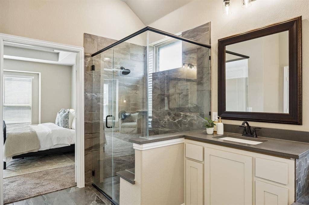3006 Holland Lane, Midlothian, TX 76065