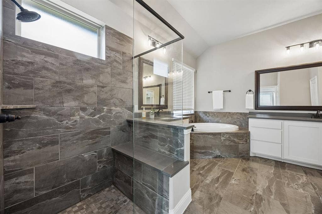 3006 Holland Lane, Midlothian, TX 76065