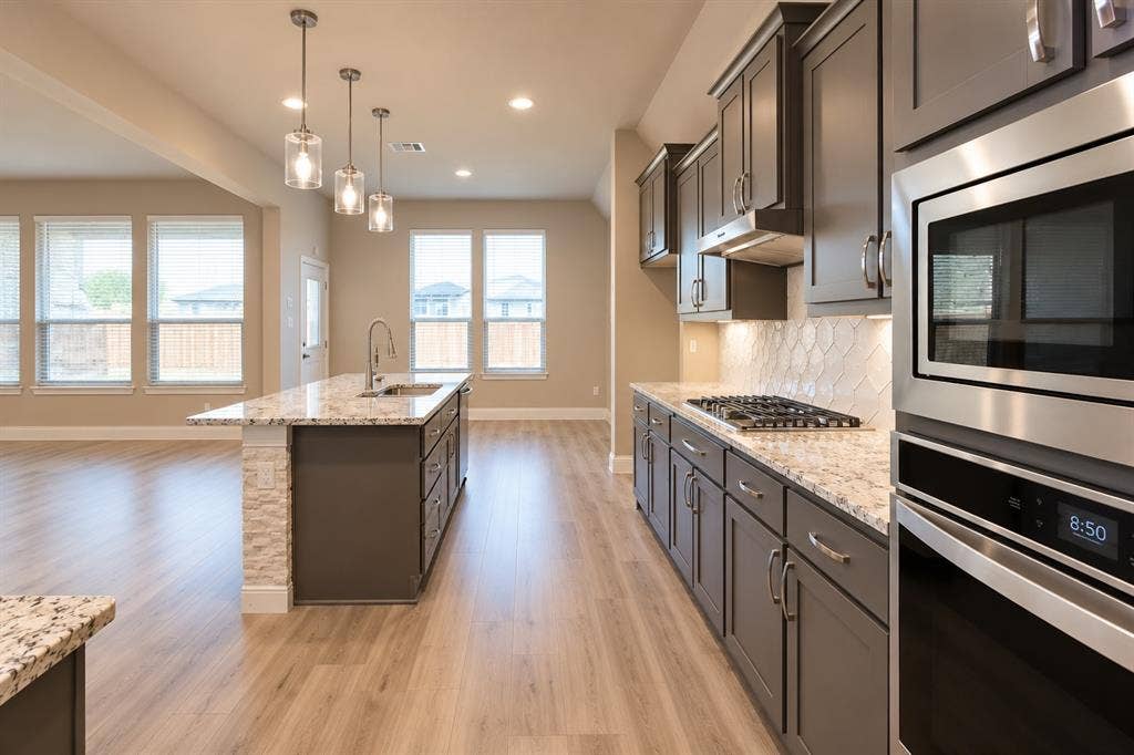 3451 April Breeze Trail, Grand Prairie, TX 76065