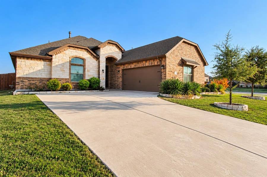 Property photo for 3451 April Breeze Trail, Grand Prairie, TX