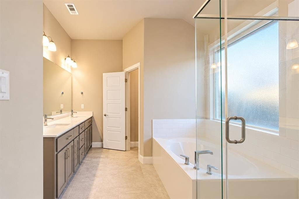 3451 April Breeze Trail, Grand Prairie, TX 76065