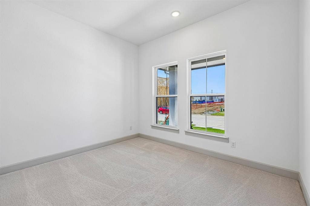 15828 Amber Street, Frisco, TX 75033 You'll enjoy nicely sized secondary bedrooms in our Genevieve plan.