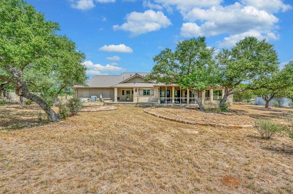 3989 Sunset Cliff Road, Burnet, TX 78611 3989 Sunset Cliff Road, Burnet, TX 78611