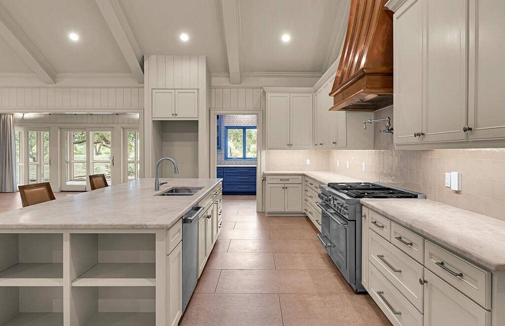 3989 Sunset Cliff Road, Burnet, TX 78611 3989 Sunset Cliff Road, Burnet, TX 78611