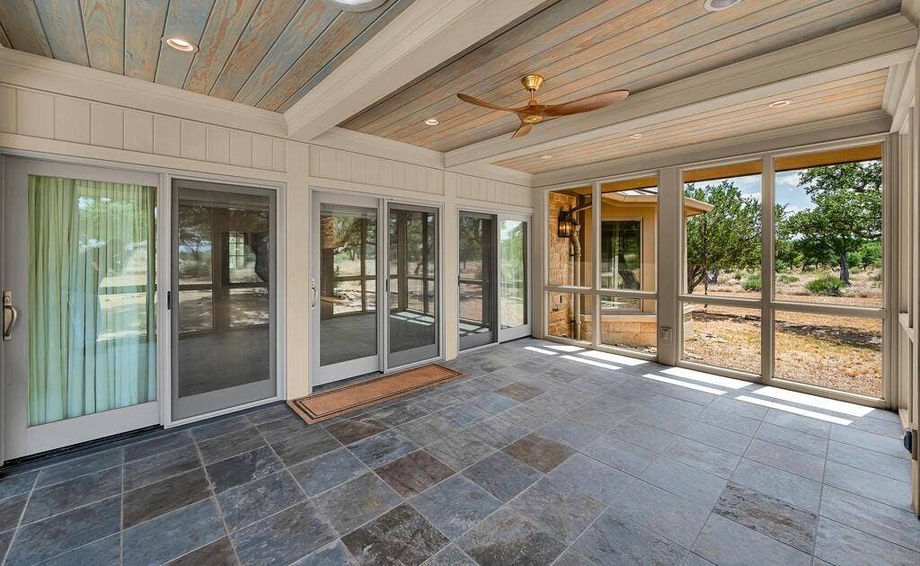 3989 Sunset Cliff Road, Burnet, TX 78611 Screened Porch
