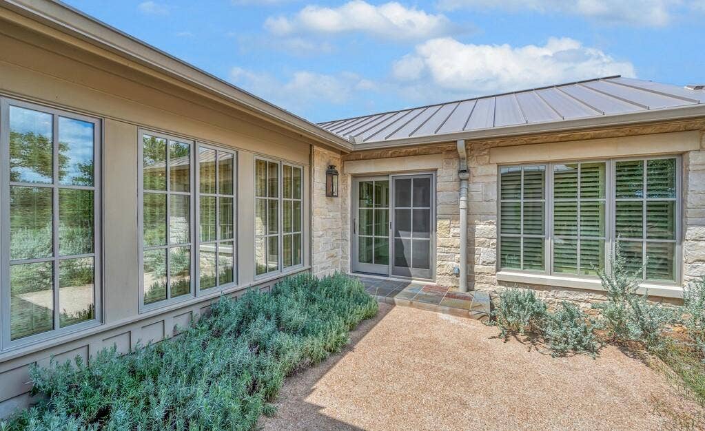 3989 Sunset Cliff Road, Burnet, TX 78611 Front Entry to Secondary Bedrooms