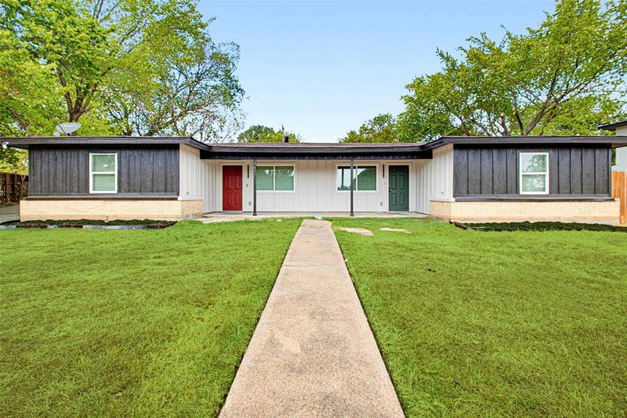 Property photo for 418 Dawson Circle, Grand Prairie, TX