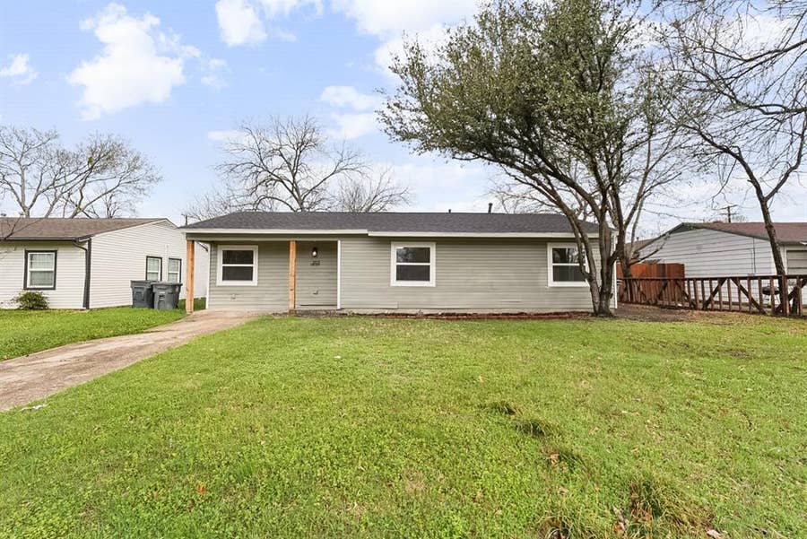 Property photo for 2655 Larry Drive, Dallas, TX